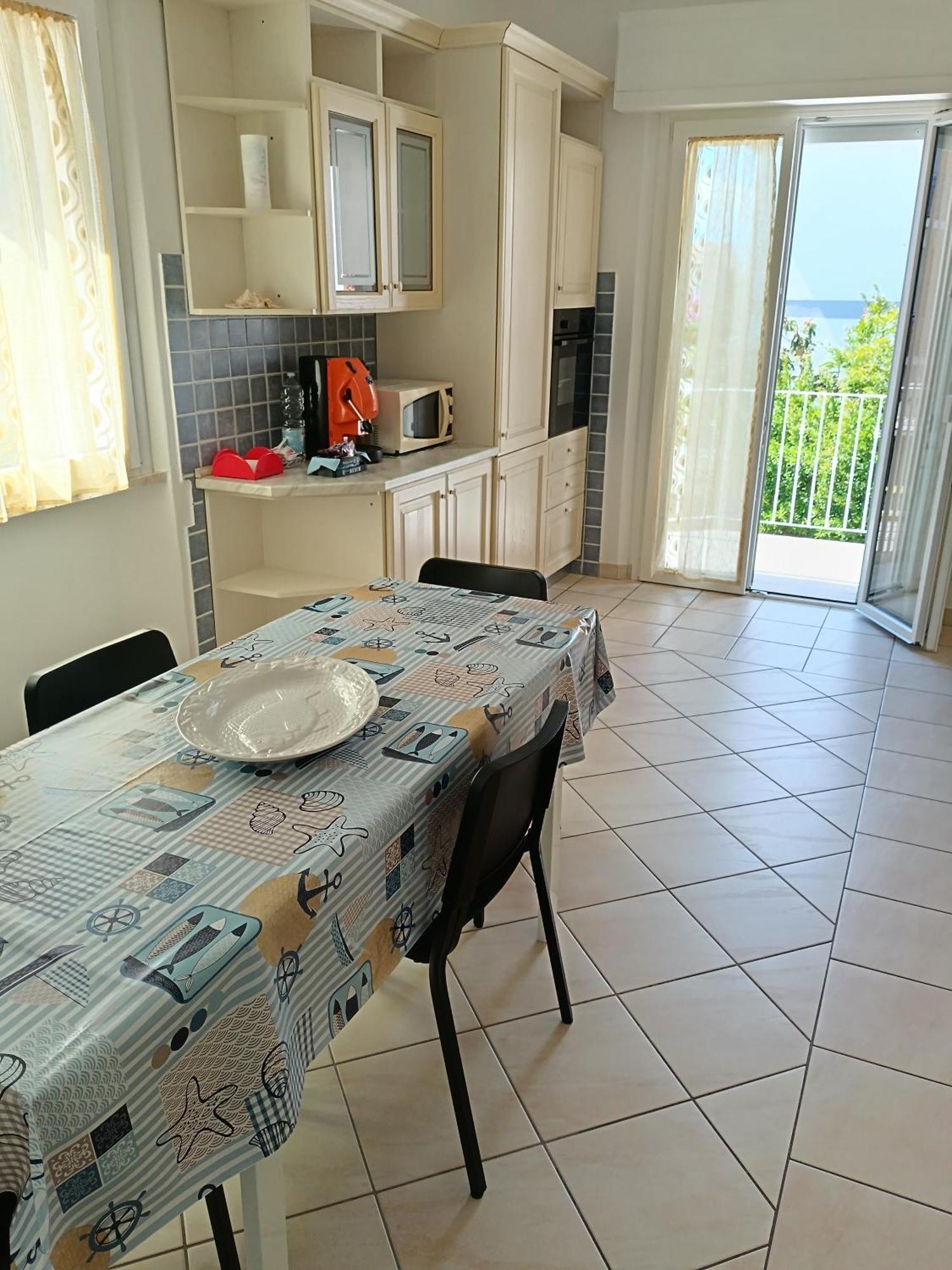 A Casa Di Berna E Tere Lägenhet Venturina Terme Exteriör bild